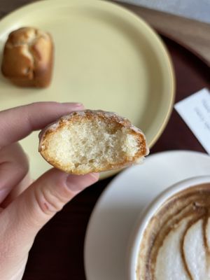 Lemon Madeleine- must!  at Bgomi in Seoul