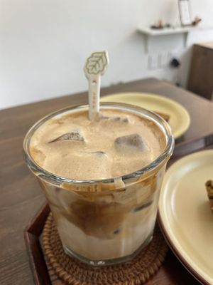 Peanut latte - recommended   at Bgomi in Seoul
