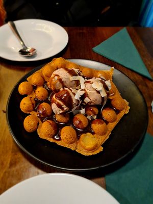  at Kanu Poké in Shrewsbury