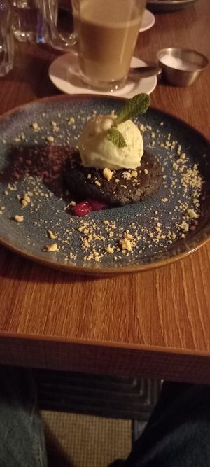  at Kanu Poké in Shrewsbury