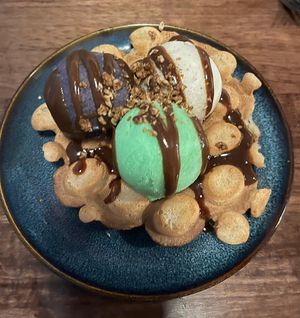  at Kanu Poké in Shrewsbury