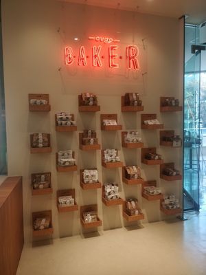 Cookie display at OVGO B.A.K.E.R. - Meiji st. in Tokyo