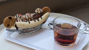 Banana split with cookies at OVGO B.A.K.E.R. - Meiji st. in Tokyo