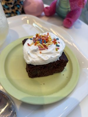 brownie w whipped cream   at OVGO B.A.K.E.R. - Meiji st. in Tokyo