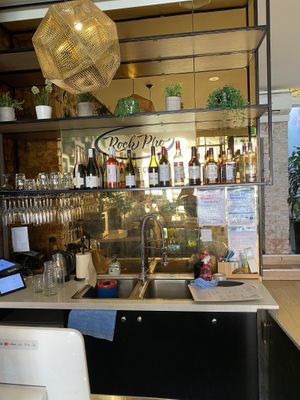 Has a bar  at Rock Pho in South Yarra