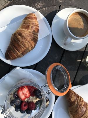 Vegan croissant and vegan overnight oats  at Coffee Drink Your Monkey in Berlin