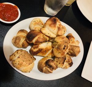 Vegan garlic knots at Renee's Organic Oven in Tucson