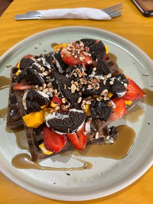 Vegan waffles at Oscuro Brebaje in Oaxaca