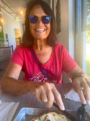 Great menu - awesome meal - excellent service!  Loved our Wedge appetizer, meatball flatbread pizza and cookies for desert.  Highly recommend!  at Florish in Tampa