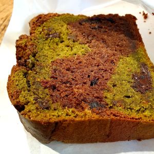 matcha choco pound at Shop Right in Seoul