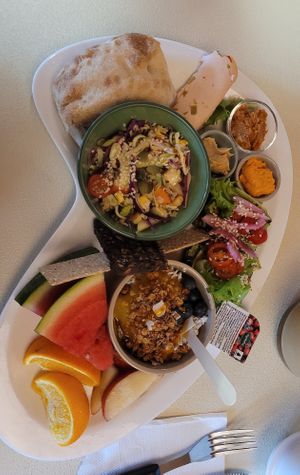 vegan brunch at Freddy's Cafe in Kolding