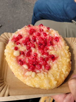 Rips crumble cake. at Backstube - Stenersgata in Oslo