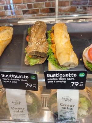 Vegan baguettes at Backstube - Stenersgata in Oslo