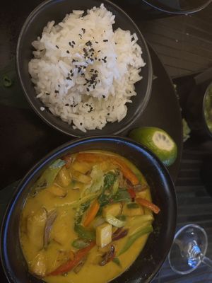 Yellow Curry with tofu  at Negre in Mallorca