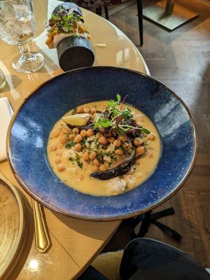 Green Thai chickpea curry at Zalmhuis in Capelle Aan Den Ijssel