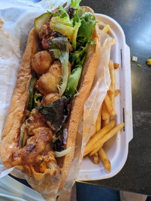 Cauliflower po boy and fries at Native Foods - The Loop in Chicago