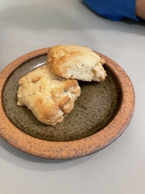 X2 white chocolate and cashew scones - so delicious  at greenery in Kobe