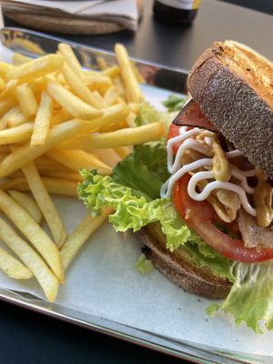   at 3B - Burger Beer Bitter in Milan