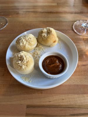 Garlic knots   at Osteria Du in Toronto