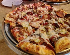 California pesto (without pesto, but with vegan pepperoni and vegan cheese) at Pizza Pi in Kamloops