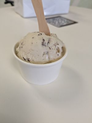 Vanilla with chocolate swirl at Origamy Gelato in Sunrise