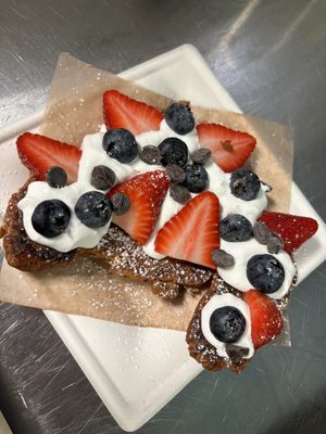 Croissant vegan   at Origamy Gelato in Sunrise