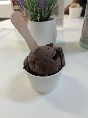 Reese's Ice cream at Origamy Gelato in Sunrise