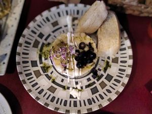 Causa limeña vegana at Más Que la Cresta in Cadiz