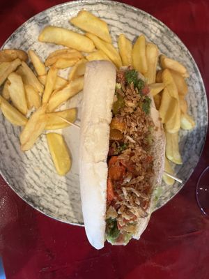 Vegan perrito caliente Tijuana   at Más Que la Cresta in Cadiz