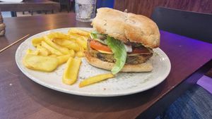  at Más Que la Cresta in Cadiz