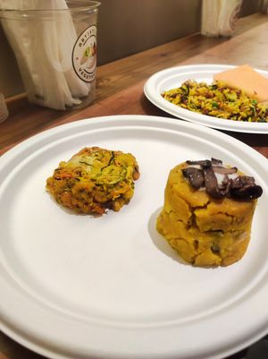 Patata y hamburguesa at Artisti del Vegetariano in Milan