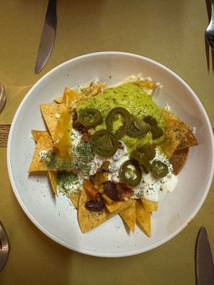 Nachos con chili con "carne" at aTipico in Palermo