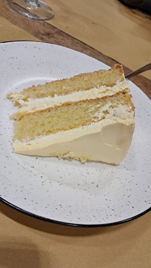 Non ricordo il nome della torta ma era buonissima e super soffice at aTipico in Palermo