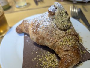 Croissant stuffed with pistacchio cream at aTipico in Palermo