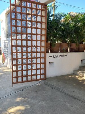 "Slow Food"... The name is program
🧘🏻‍♀️ at CHILL A KILL in Puerto Escondido