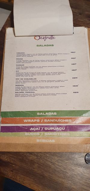 Saladas vegana e mix de cogumelos (trocar molho pesto que vai queijo) at Desfrutte in Porto Seguro