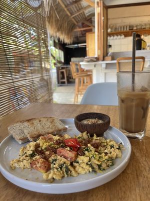 Tofu scramble   at Juju in 