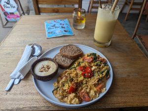 Scrambled tofu with cashew cream at Juju in 