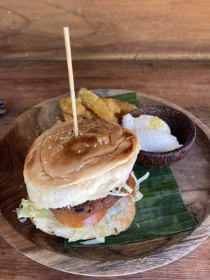 Vegan fish style burger made with tofu  at Juju in 