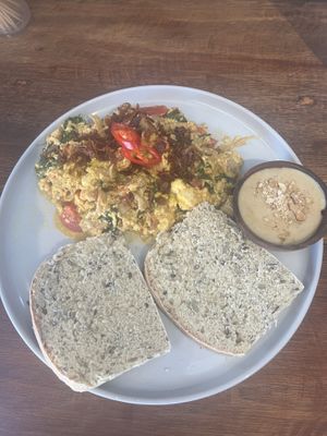 Scrambled tofu   at Juju in 
