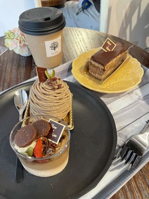 Yay!😍  at Ve Tree in Nagoya