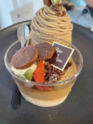 Delicious cup cake!  at Ve Tree in Nagoya