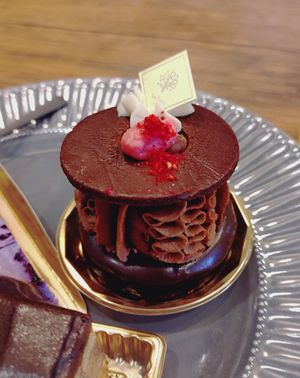Raw Chocolate Tart at Ve Tree in Nagoya