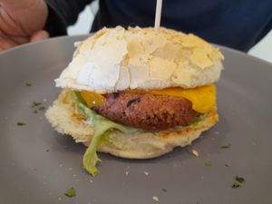 Cheese burger at Guará in Vila Nova De Gaia