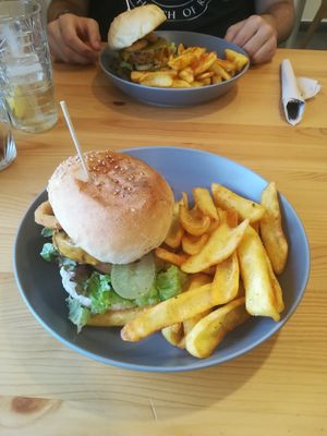 Burger at Guará in Vila Nova De Gaia