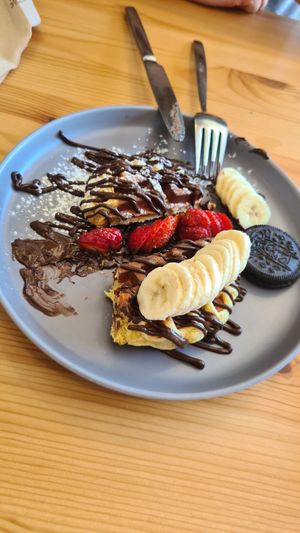 We couldn't wait to eat -whupsi at Guará in Vila Nova De Gaia