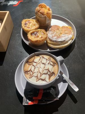 Soy Cappuccino, and Desserts!  at Guará in Vila Nova De Gaia