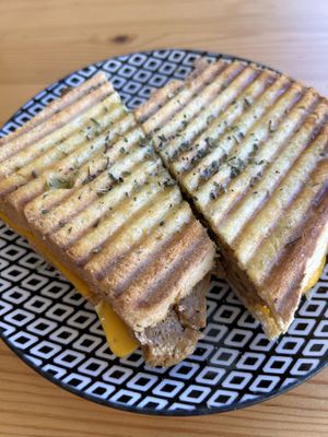 Toast  at Guará in Vila Nova De Gaia
