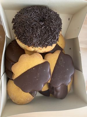 Donut and húngaros   at Guará in Vila Nova De Gaia
