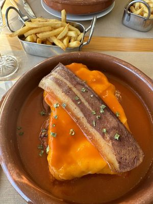 Francesinha  at Guará in Vila Nova De Gaia